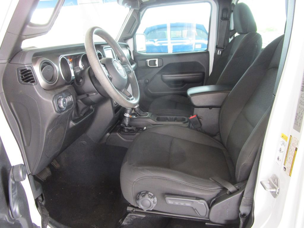 Used 2019 Jeep Wrangler Unlimited Sport image 17