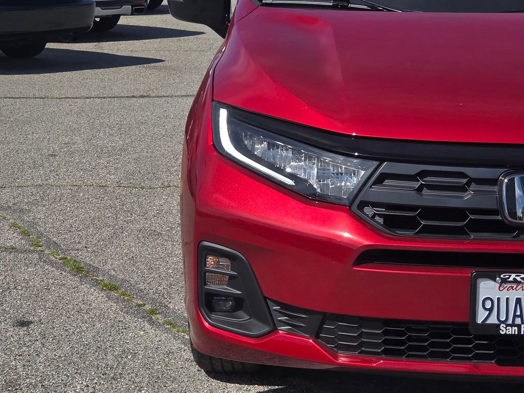 Used 2025 Honda Odyssey Sport-L image 3