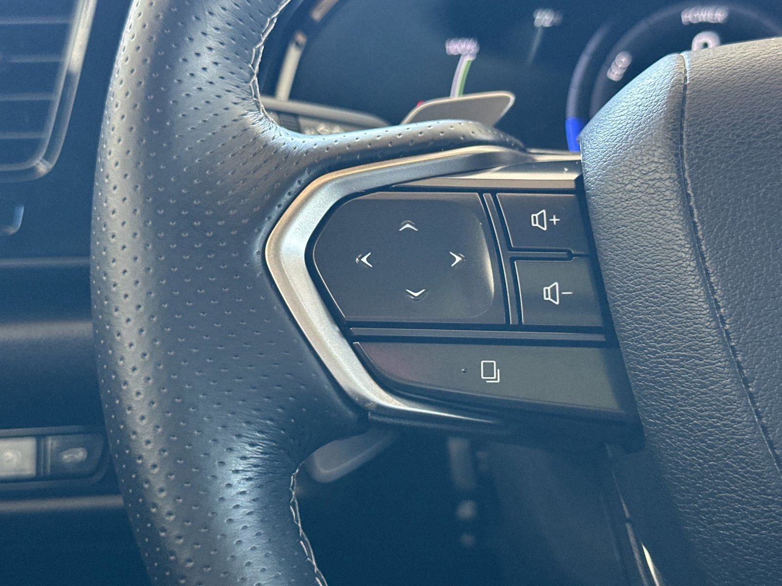 Used 2025 Lexus NX 450h+ F Sport AWD/4WD image 28