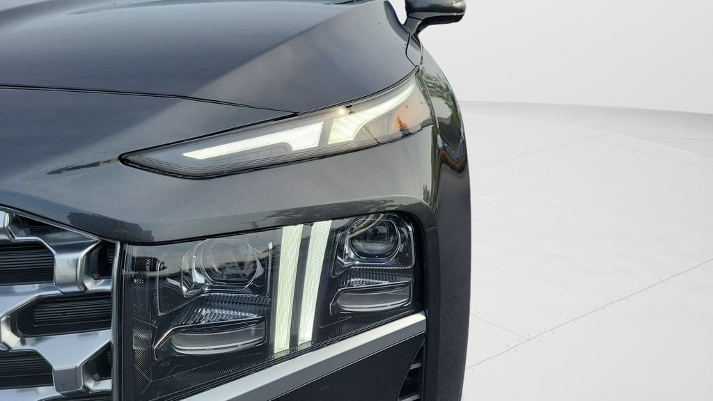 Certified 2023 Hyundai Santa Fe Limited FWD image 9