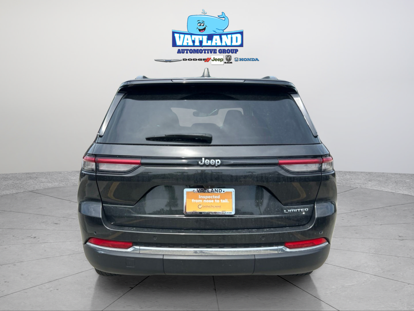 Certified 2023 Jeep Grand Cherokee Limited RWD image 4