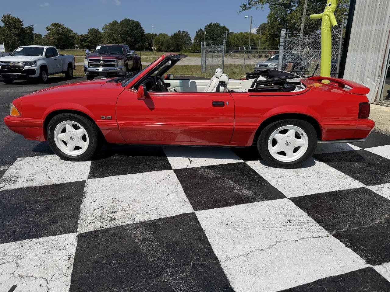 Used 1992 Ford Mustang LX RWD image 8