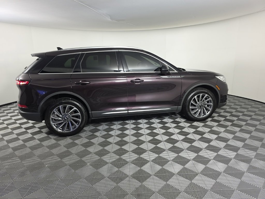 Used 2023 Lincoln Corsair Reserve w/ Equipment Group 201A image 6