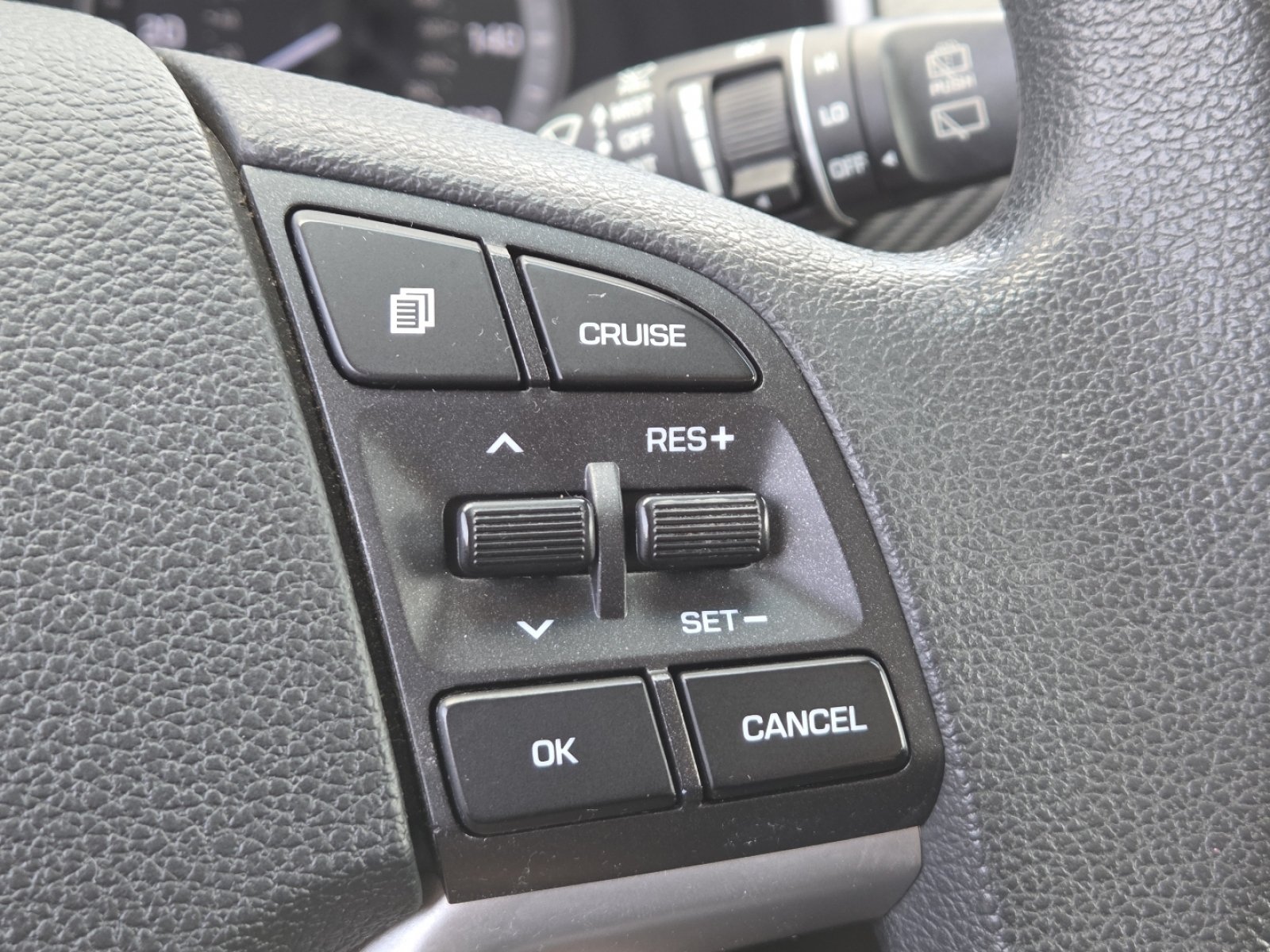 Used 2020 Hyundai Tucson Value w/ Cargo Package FWD image 6