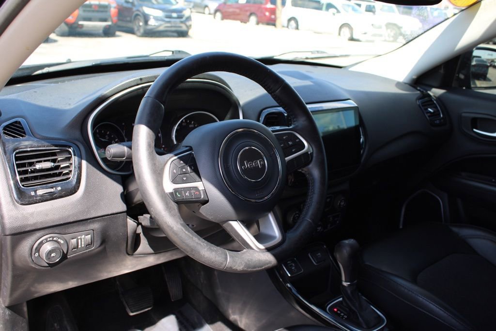 Used 2019 Jeep Compass Altitude image 17