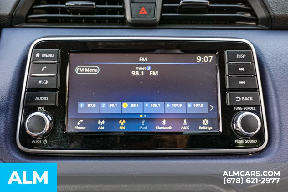 Used 2024 Nissan Versa SV FWD image 36