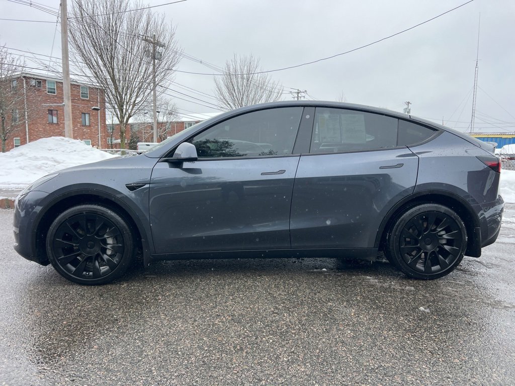 Used 2021 Tesla Model Y Long Range image 2