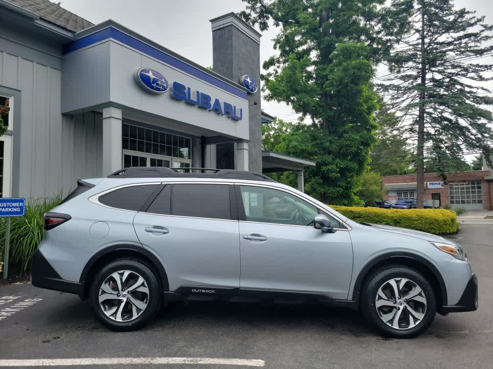 Used 2021 Subaru Outback Limited AWD/4WD image 2