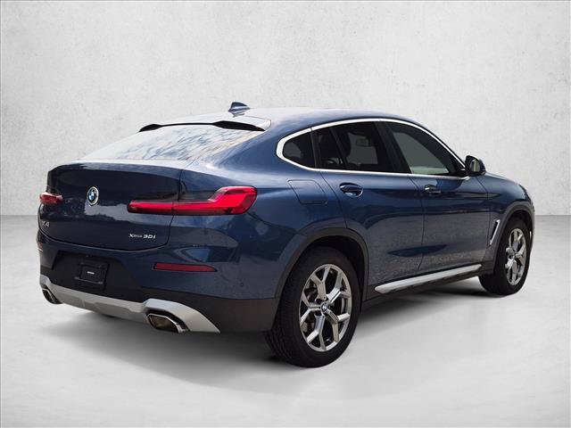Used 2023 BMW X4 xDrive30i w/ Premium Package AWD/4WD image 5