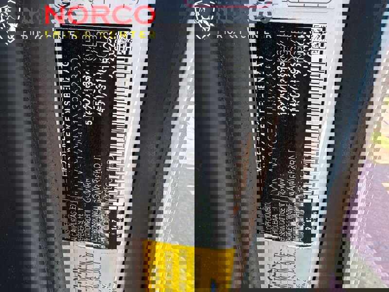 Used 2022 Mercedes-Benz Metris image 23