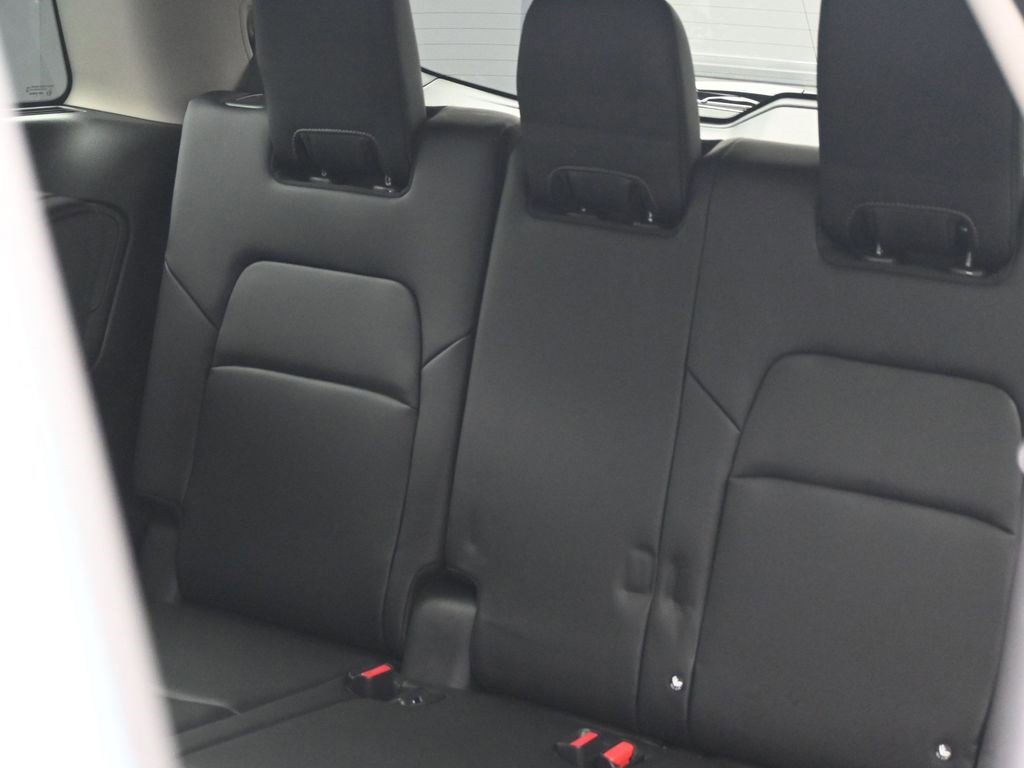 New 2026 Nissan Pathfinder SL image 22