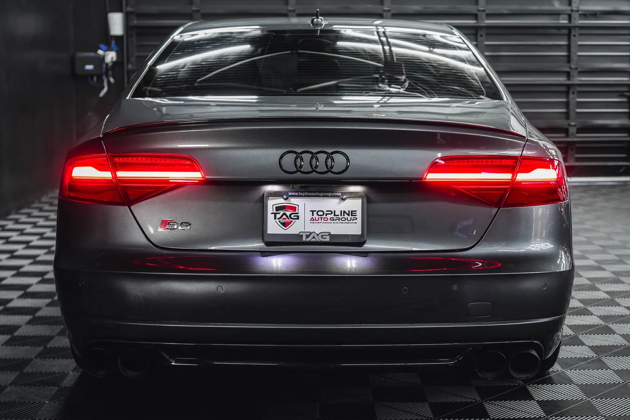 Used 2017 Audi S8 Plus image 26