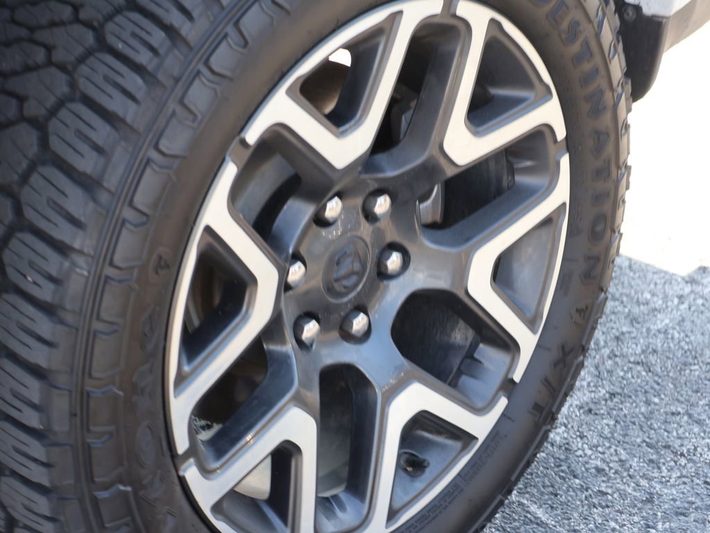 Used 2025 RAM 1500 Laramie image 20