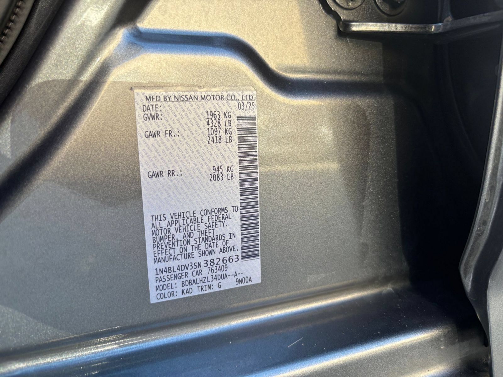 Used 2025 Nissan Altima 2.5 SV FWD image 29