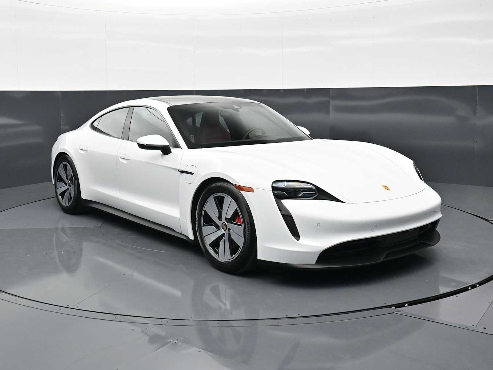 Used 2024 Porsche Taycan 4S AWD/4WD image 29
