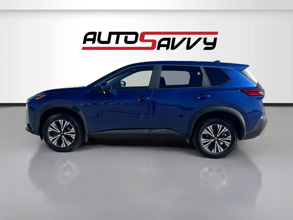 Used 2023 Nissan Rogue SV image 4