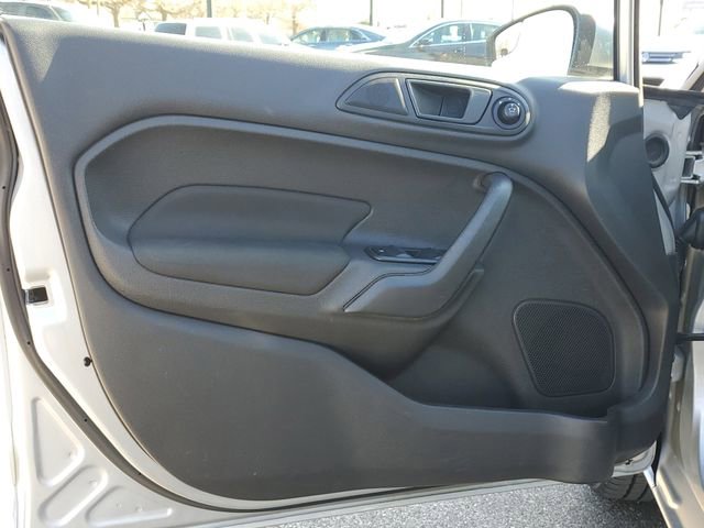 Used 2017 Ford Fiesta SE image 18