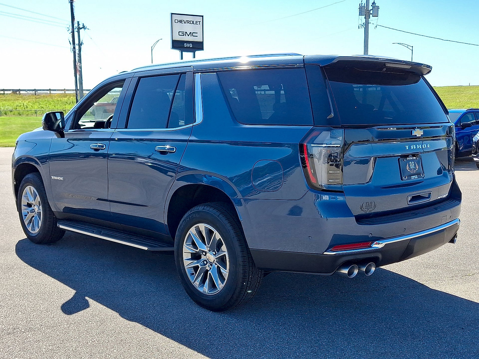New 2026 Chevrolet Tahoe Premier w/ Sun And Tow Package AWD/4WD image 11
