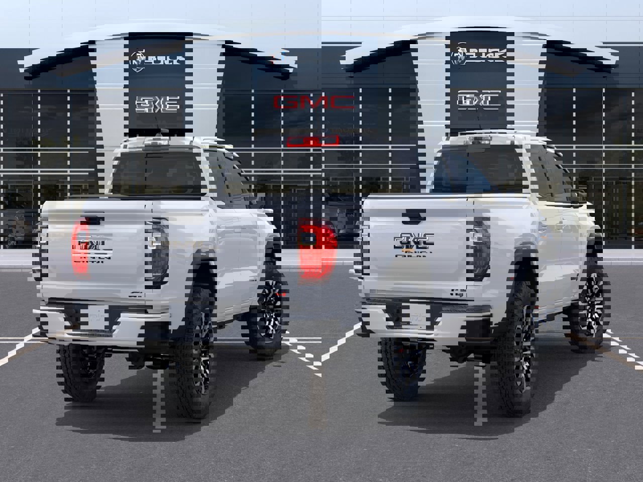 New 2026 GMC Canyon AT4 w/ AT4 Premium Package image 4