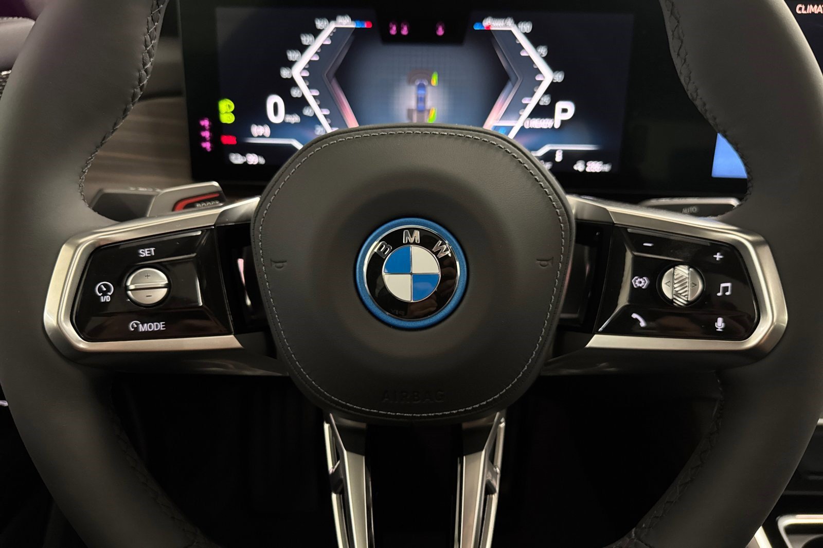Used 2026 BMW i7 xDrive60 AWD/4WD image 16