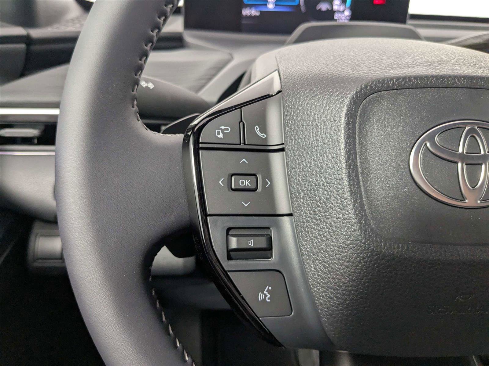 New 2026 Toyota C-HR AWD/4WD image 15