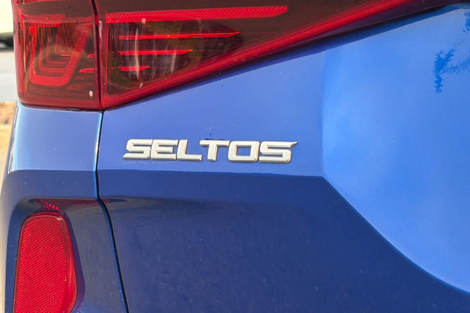 Used 2023 Kia Seltos EX AWD/4WD image 33