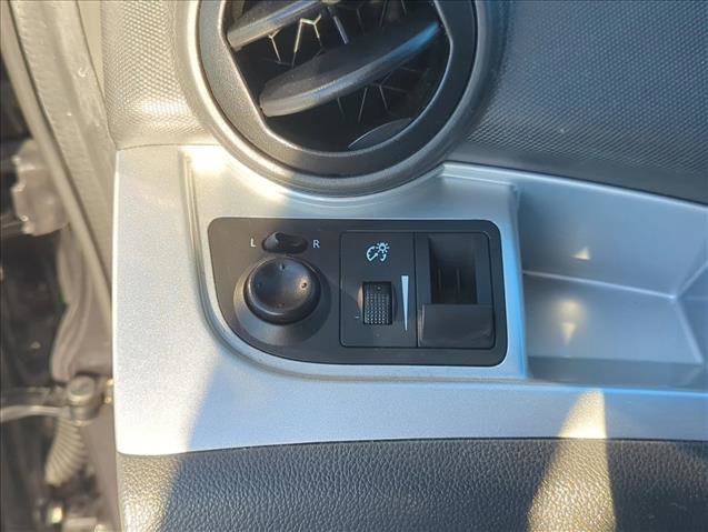 Used 2014 Chevrolet Spark LT image 18