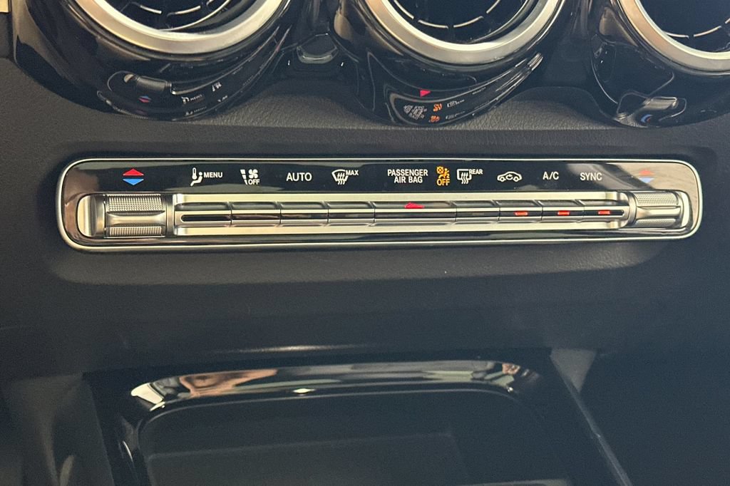 Certified 2026 Mercedes-Benz GLB 250 4MATIC image 25
