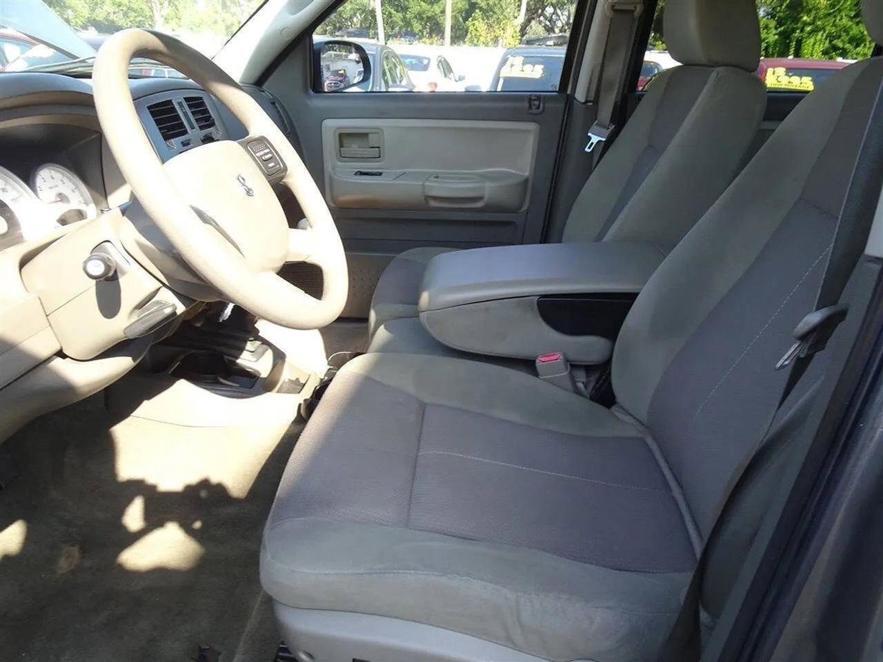 Used 2006 Dodge Dakota SLT w/ SLT Value Group image 21