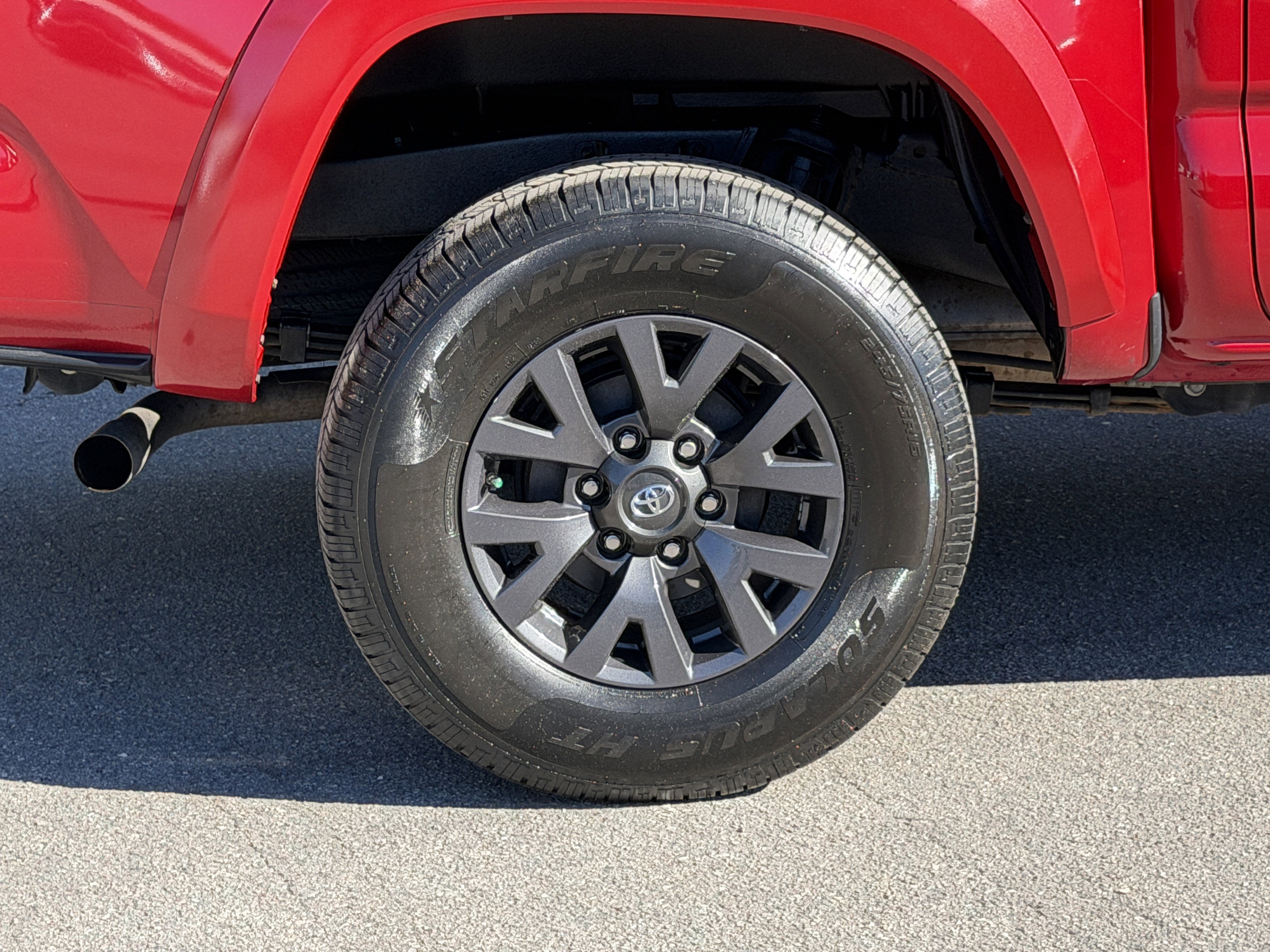 Used 2020 Toyota Tacoma SR5 image 11