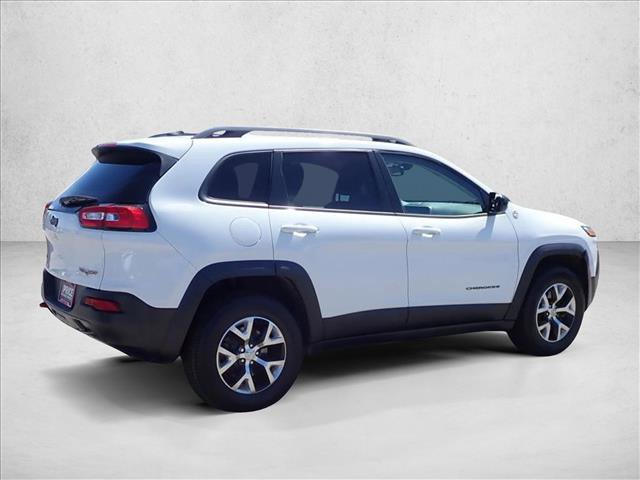 Used 2017 Jeep Cherokee Trailhawk image 4