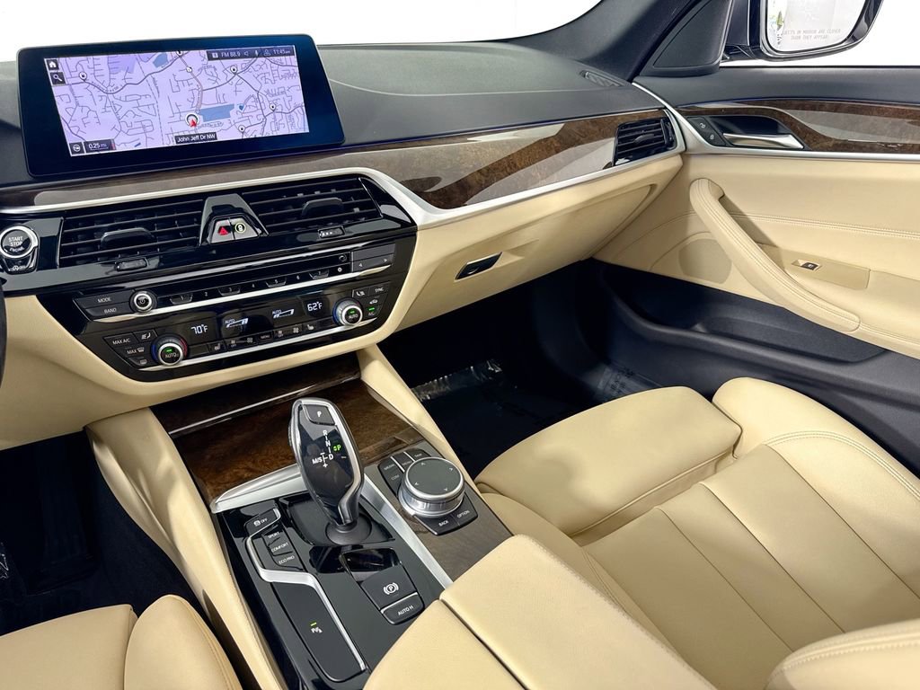 Used 2020 BMW 530i xDrive w/ Convenience Package AWD/4WD image 29