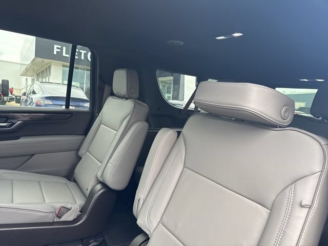 New 2026 GMC Yukon XL Elevation w/ LPO, Floor Liner Package AWD/4WD image 17