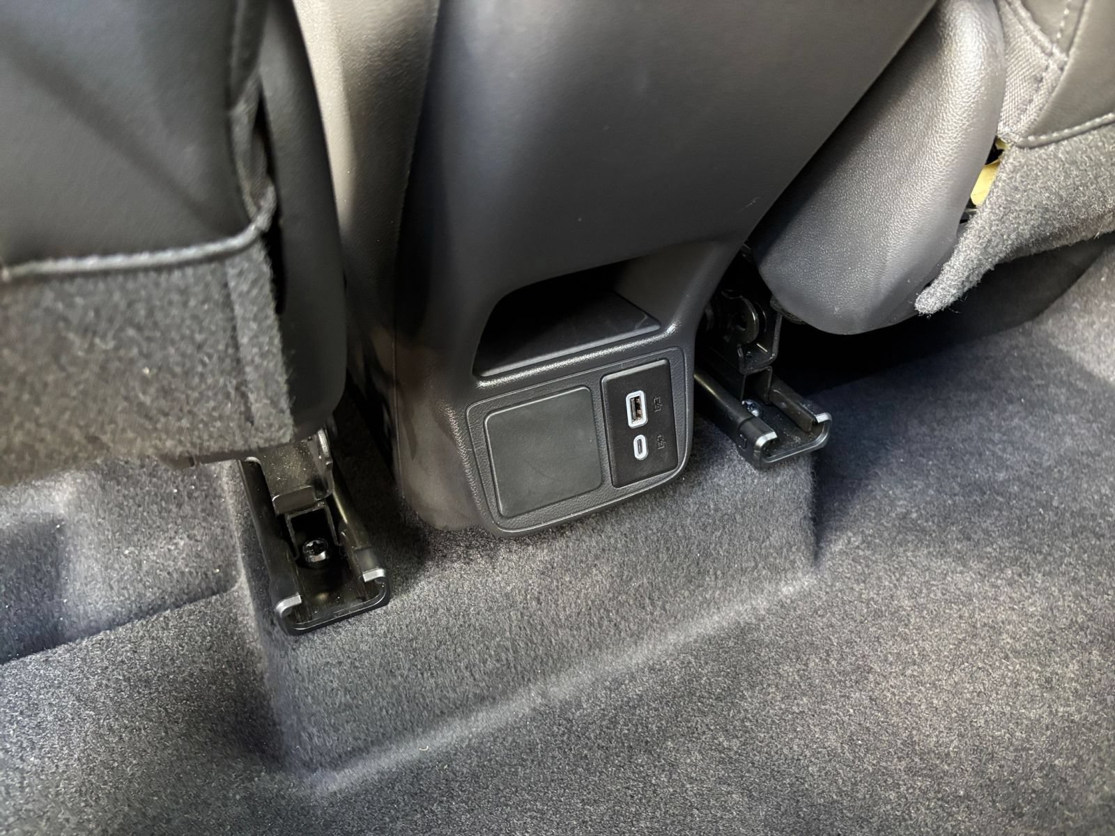 Used 2025 Buick Encore GX Preferred FWD image 21