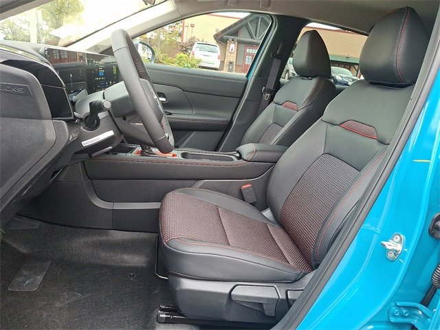 New 2026 Nissan Kicks SR w/ Cold Weather Package image 11