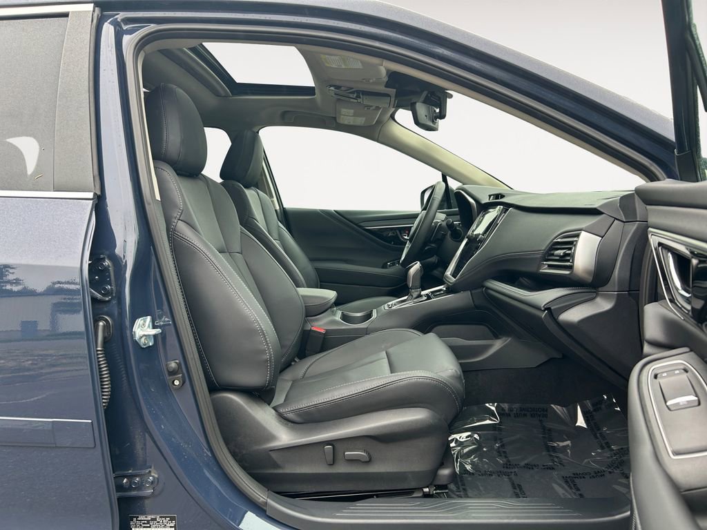 Used 2025 Subaru Outback Limited image 10