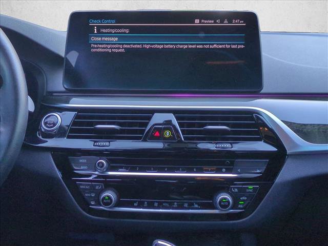 Used 2023 BMW 530e w/ Convenience Package image 15