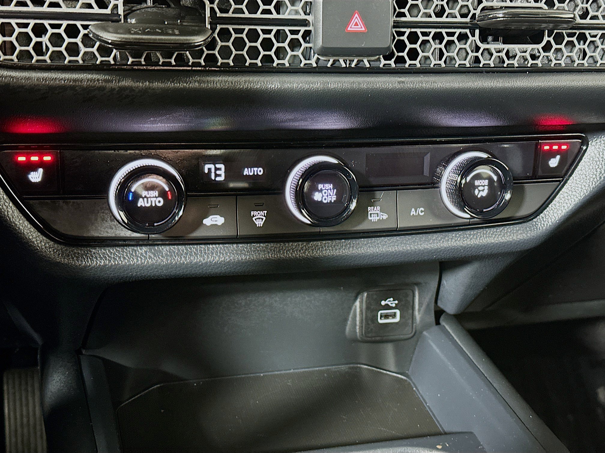 Certified 2025 Honda HR-V Sport image 15