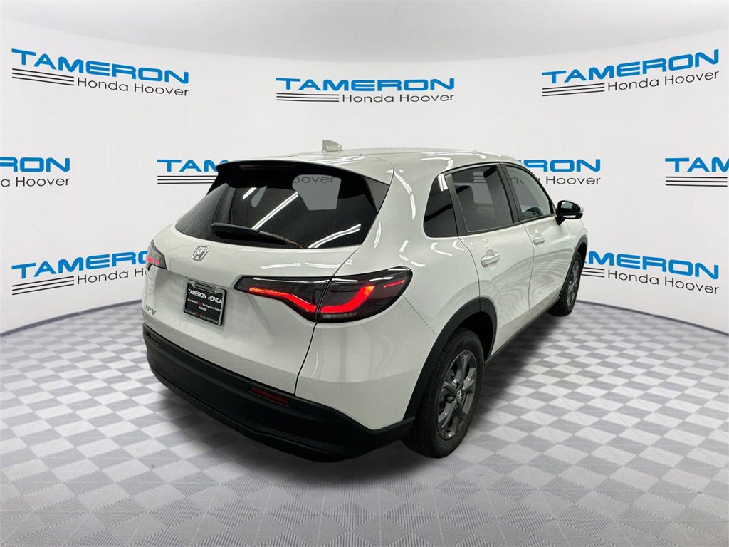 Used 2026 Honda HR-V LX image 5