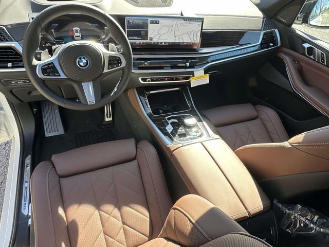 New 2026 BMW X5 xDrive50e w/ M Sport Package AWD/4WD image 10