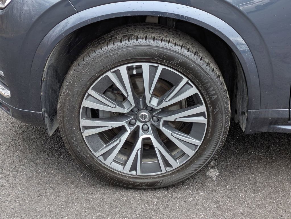 Used 2021 Volvo XC90 T6 Momentum image 26