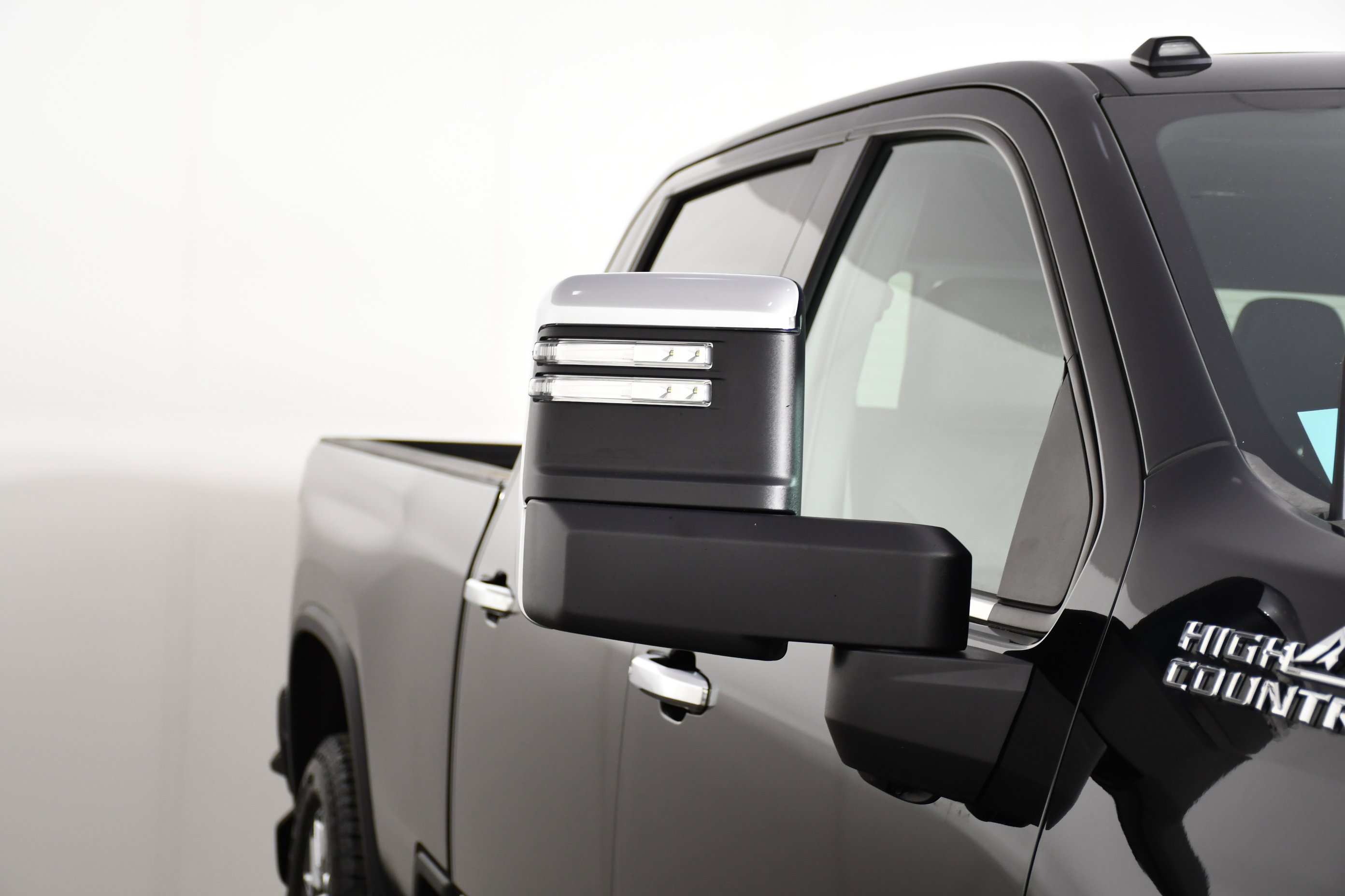 Used 2024 Chevrolet Silverado 3500 High Country w/ High Country Premium Package AWD/4WD image 14