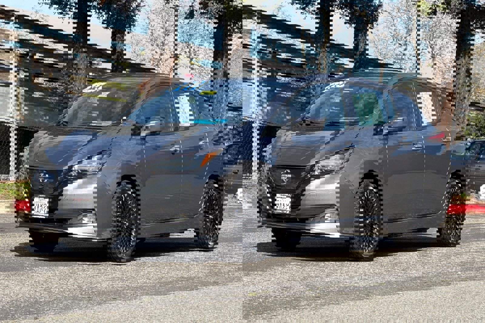 Used 2023 Nissan Leaf SV Plus image 8