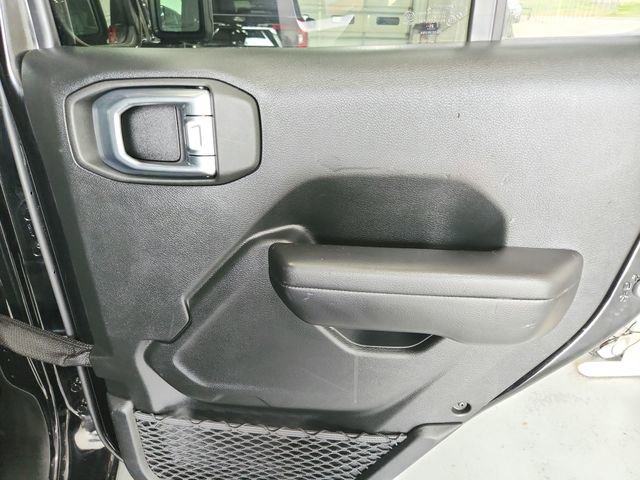 Used 2021 Jeep Wrangler Unlimited Sport image 37