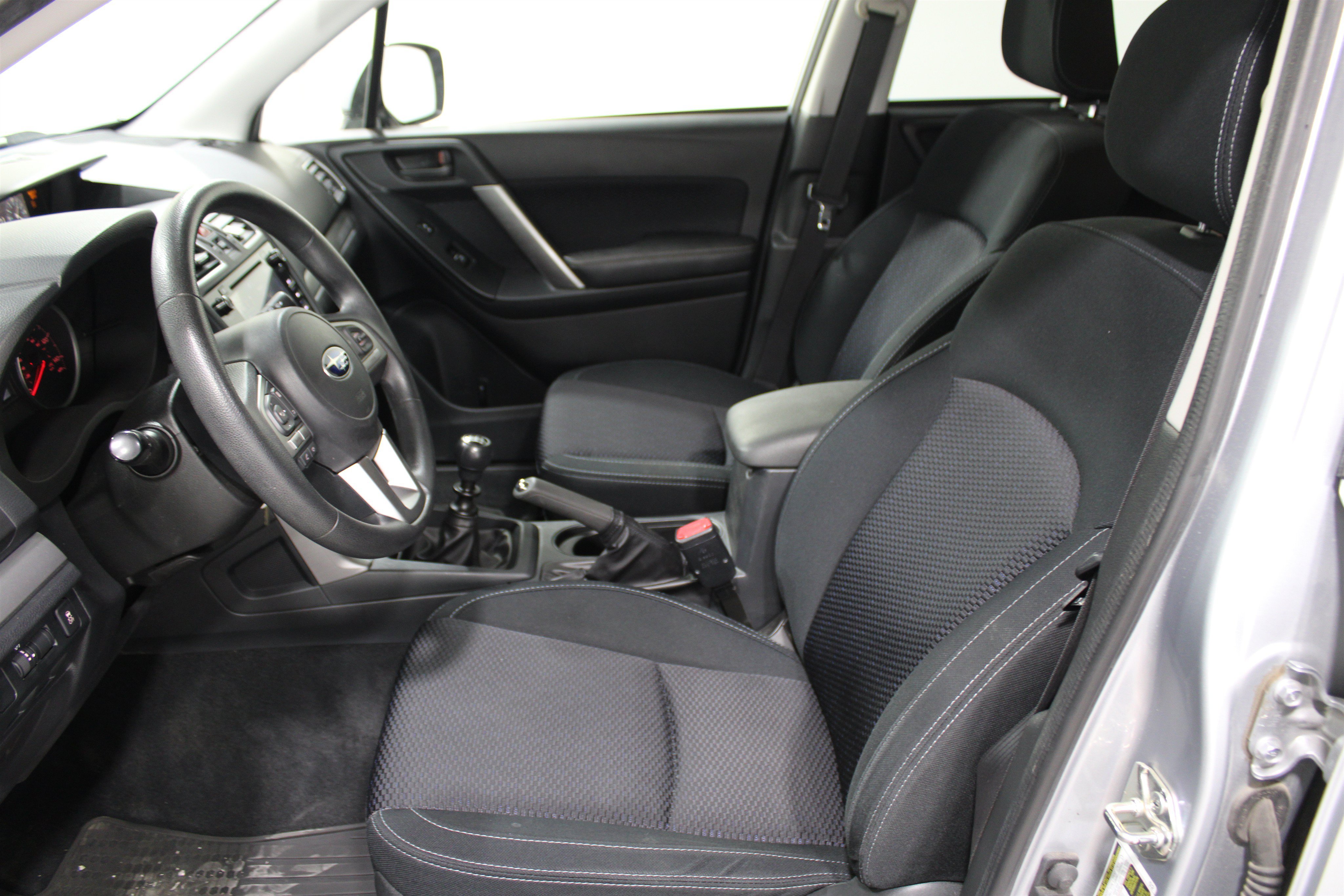 Used 2018 Subaru Forester 2.5i Premium AWD/4WD image 3