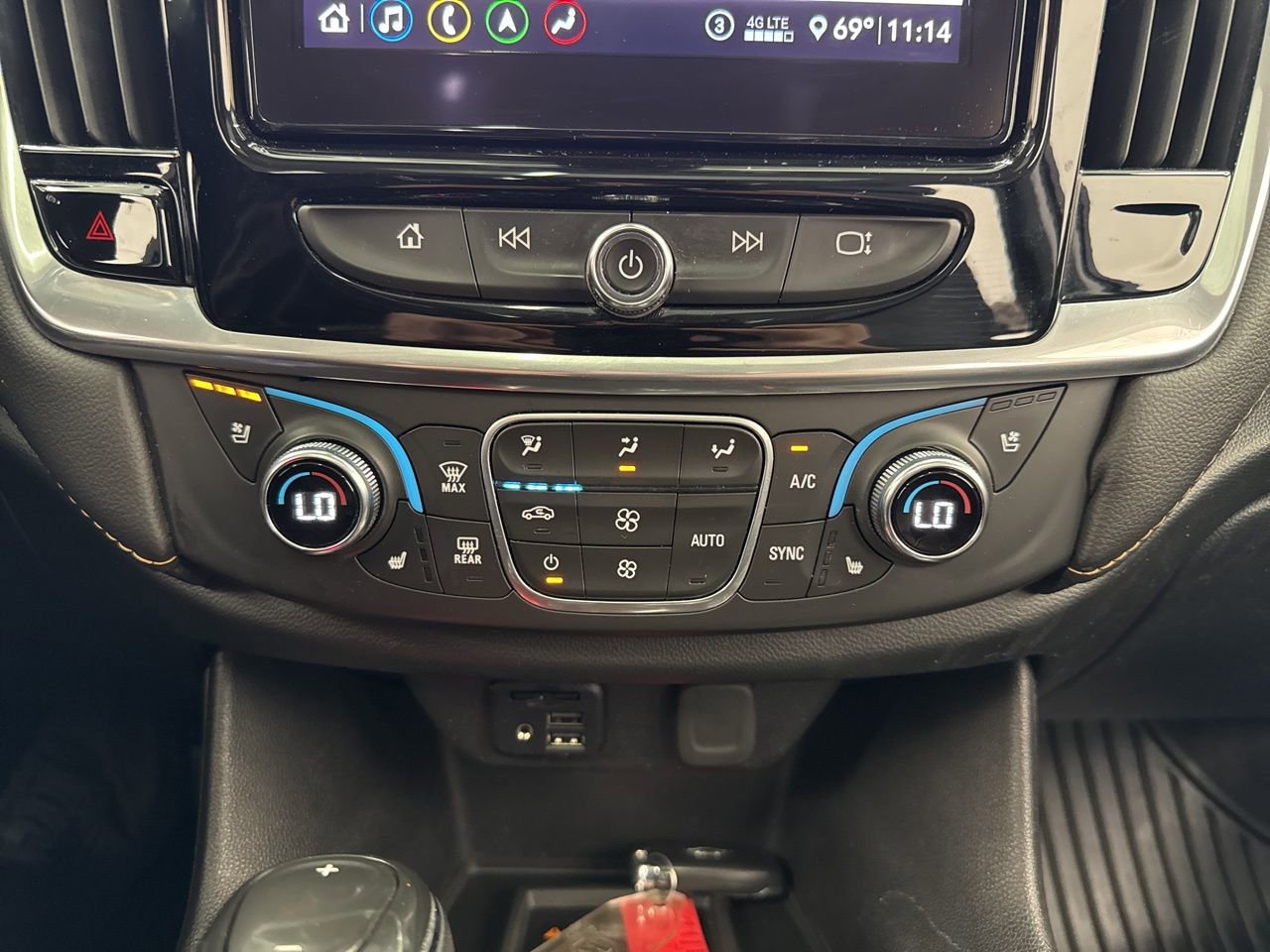 Used 2020 Chevrolet Traverse Premier image 29