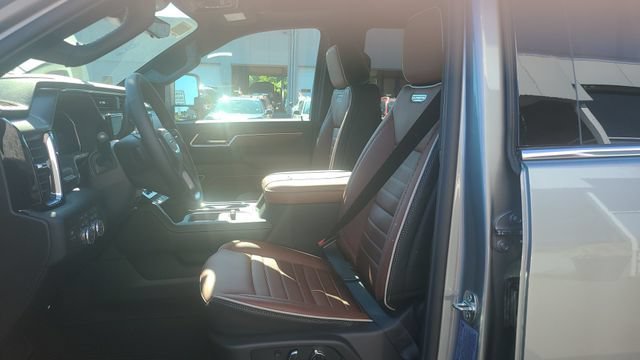 New 2026 GMC Sierra 2500 Denali Ultimate AWD/4WD image 14