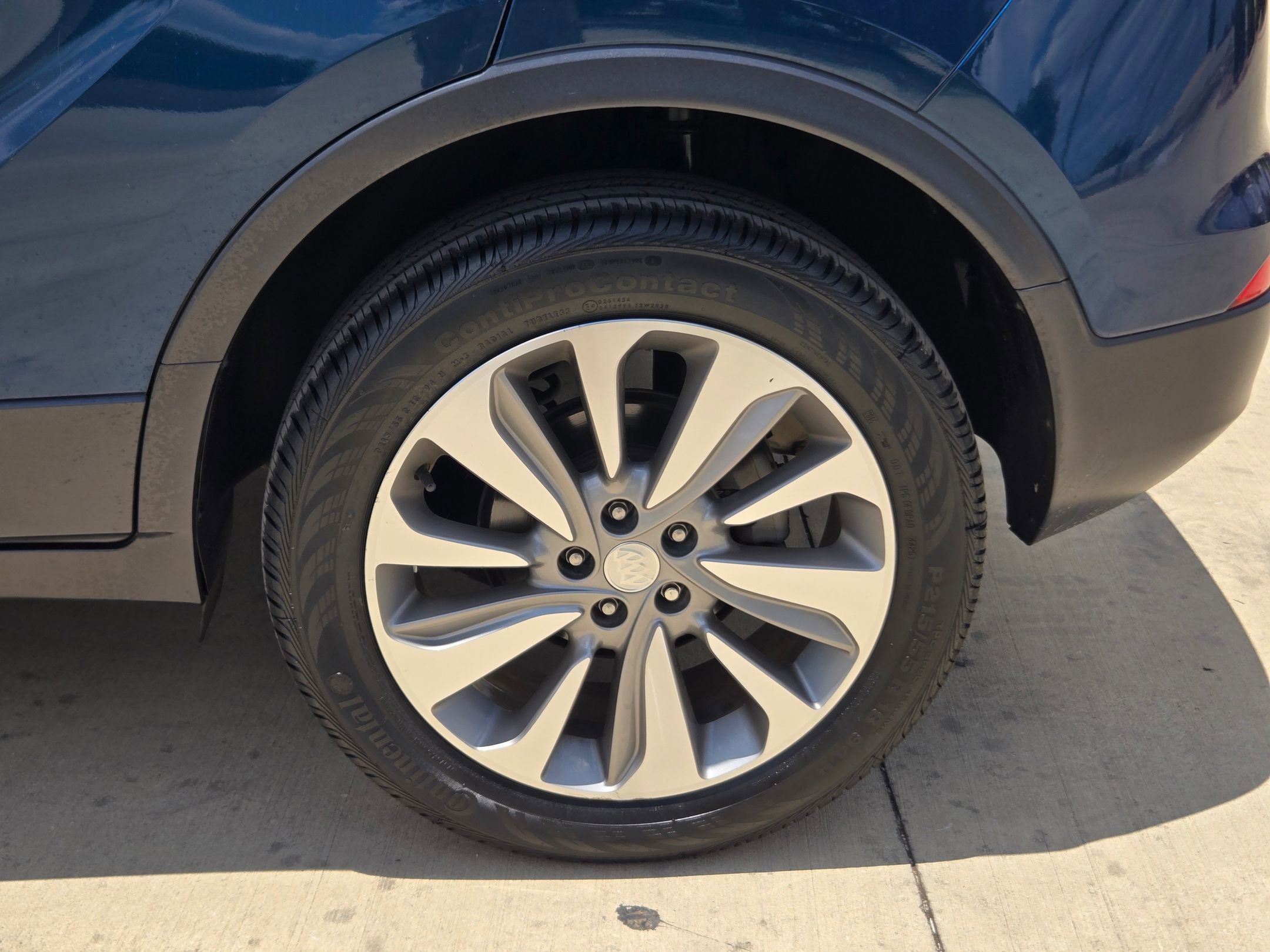 Certified 2019 Buick Encore Preferred FWD image 27