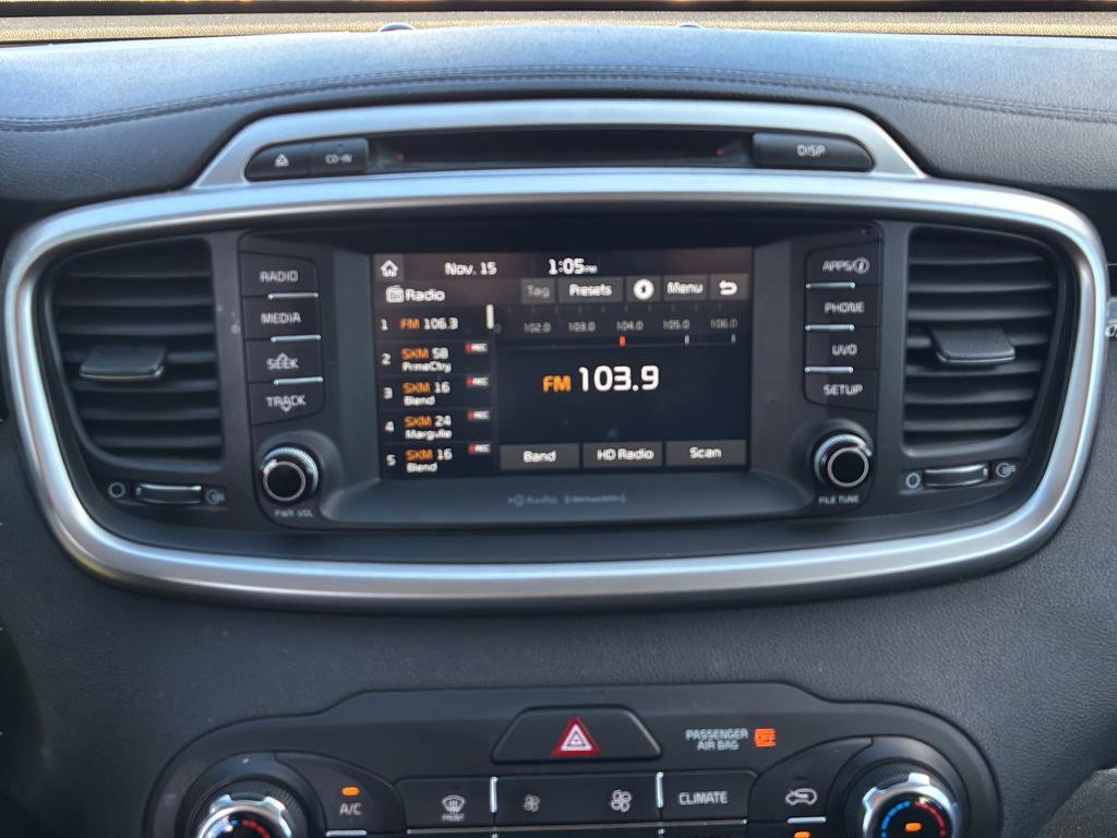 Used 2018 Kia Sorento FWD image 21