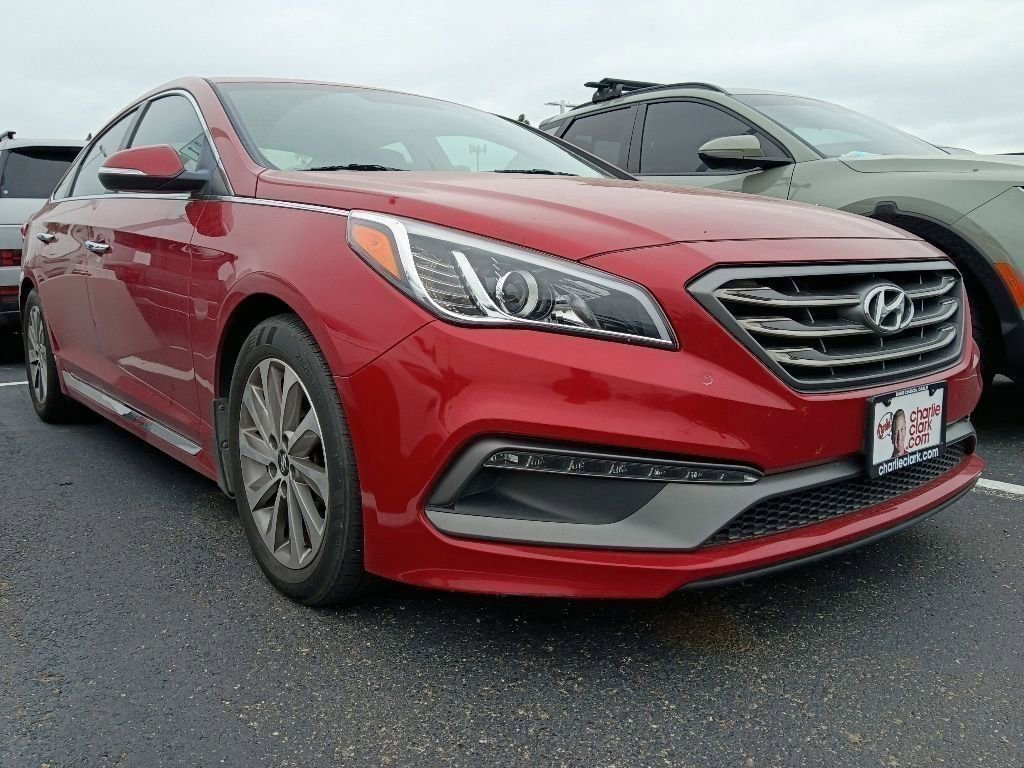 Used 2017 Hyundai Sonata Sport w/ Value Edition Package 02 FWD image 2
